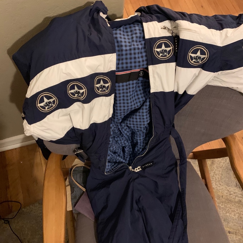 Intake ski suit